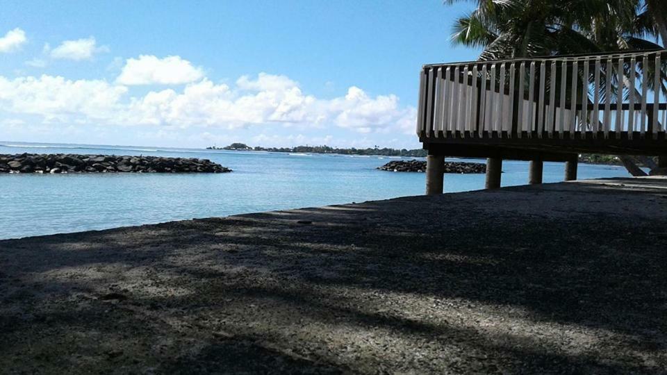 Vacation Beach Fales Hotel Manase Esterno foto