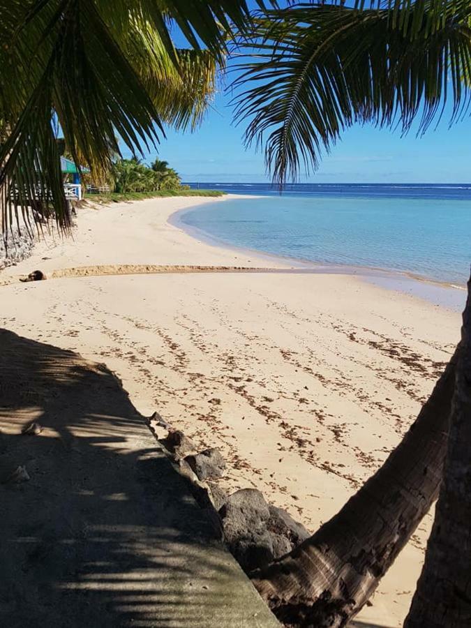 Vacation Beach Fales Hotel Manase Esterno foto